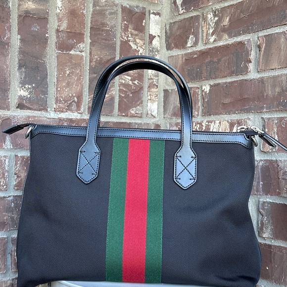 SOLD Gucci Web Duffle Bag Techno Canvas Medium - Picture 5 of 9